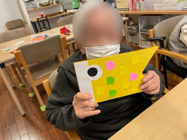 [デイサービスレクリエーション] 鯉のぼり制作
完成